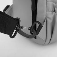 Bolso de pecho informal para hombre, mochila de nailon impermeable para ir al trabajo, bolso cruzado multifuncional de gran capacidad para hombre - details 11