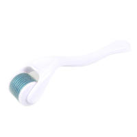 Rodillo de microagujas para el cuidado de la piel, rodillo de belleza para reducción de arrugas y estiramiento de la piel para mujeres y hombres - details 2