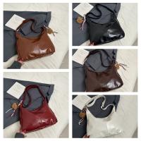Bolso Hobo sencillo con colgante de bolso de hombro de cuero de PU estilo coreano con cremallera bolso cruzado de Color sólido bolso de mujer - details 1