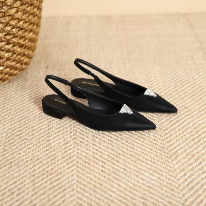 Zapatos planos con punta en punta y tira trasera poco profunda de nuevo estilo - 1