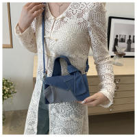 Bolso pequeño portátil de moda versátil, nuevo denim, bolso cuadrado pequeño cruzado de hombro empalmado - details 9