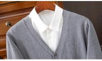 Cardigan de Punto para Hombres Vestido Suelto de Una Botónada con Cuello en V Color Sólido - details 19