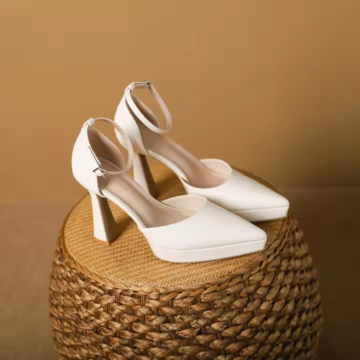 Tacones altos de aguja con punta hueca, estilo francés, con hebilla de una palabra. - 1