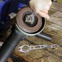 Llave de amoladora angular de sujeción estable, ahorro de trabajo, llave de doble cabeza de 4 garras de alta resistencia, acero grueso multiusos - details 3
