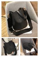 Bolso de diseñador de lujo para mujer, bandolera de cuero PU de gran capacidad, novedad de 2021 - details 4