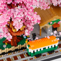 Mini Sakura Tree House con luces, bloques de construcción, flor de cerezo, estación de tren, ciudad, vista de la calle, ladrillos, juguetes para niños, regalo de Navidad para niñas - details 8
