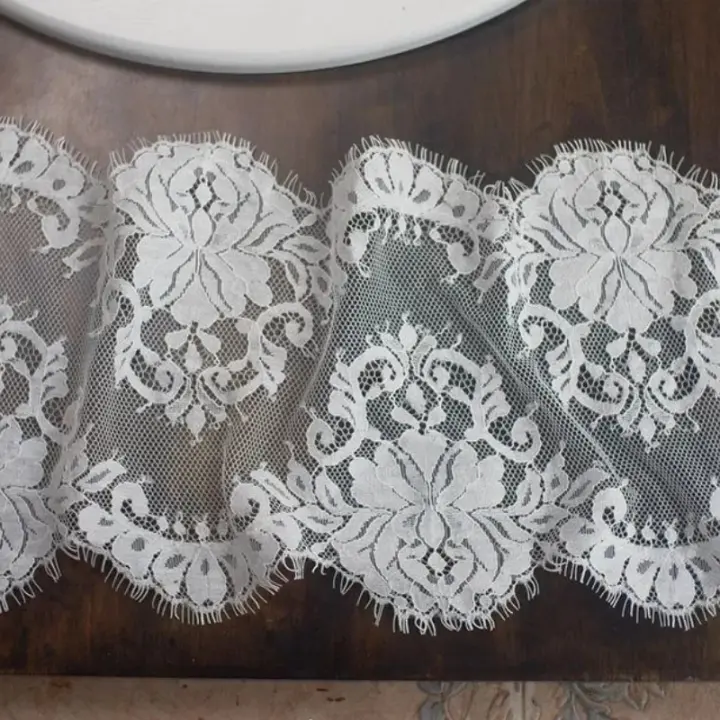 Tela de encaje de pestañas gruesas, High-end0 blancas y negras de encaje de pestañas, ropa Diy, velo de boda - 1