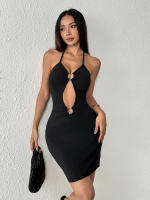 Vestido de mujer con tirantes al aire libre y falda corta de cintura alta - details 5