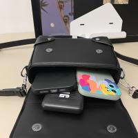 Bolso bandolera minimalista de streetwear. Bolso de hombro versátil de nueva moda de primavera y verano. Bolso tipo caja con diseño de nicho. Bolsa para teléfono multifuncional. - details 7