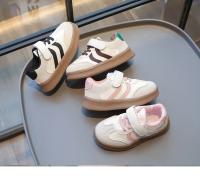 Zapatos deportivos transpirables para niños y niñas, zapatos informales a la moda, suela gruesa, primavera y otoño, nuevos zapatos planos con gancho y bucle, 2024 - details 3