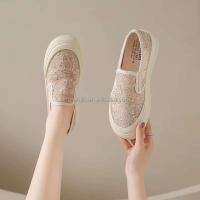 Nuevo popular Sepatu estilo de caminar mujeres 2025 antideslizante brillante moda casual deportes mujeres, zapatos vulcanizados para barato - details 5