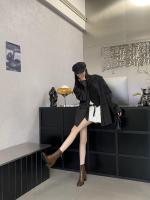 Tacón alto cabeza cuadrada botas delgadas botas cortas zapatos de mujer nuevo tacón grueso marrón con falda - details 25