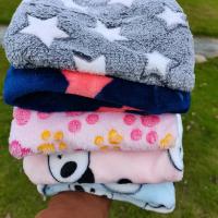 Manta de franela suave para mascotas, alfombrilla para cama de perro, forro polar cálido, funda para cama de cachorro y gato, suministros para sofá, cojín - details 3