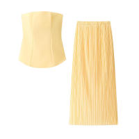 Conjunto elegante sin mangas con falda y elementos superiores para noche y primavera - details 7