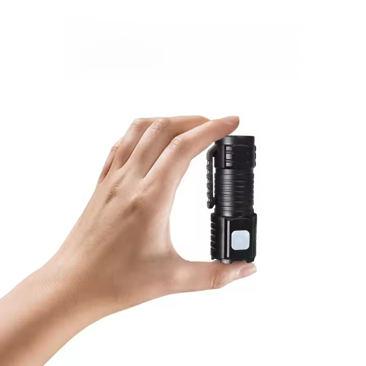 Mini Linterna De Autodefensa Con Batería Integrada 14500 Carga Rápida Tipo-C Y 5 Modos Para Afrontar Diferentes Situaciones - 1