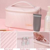 Bolsa de maquillaje rosa, bolsa de cosméticos de viaje de gran capacidad, organizador de artículos de tocador portátil, impermeable, multifunción, multicapa - details 1
