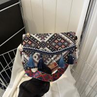 Bolso de hombro con borla para mujer, bandolera de estilo étnico de nicho popular, nueva tendencia, a la moda, con personalidad, 2024 - details 17
