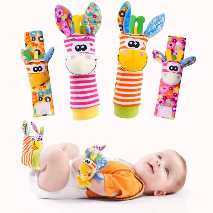 Muñecos de bebé de 4 Piezas, Juguetes, calcetines, Recién nacidos, Regalos - 1