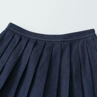 Vestido corto de mezclilla versátil de cintura alta estilo línea A de verano 2025. - details 3