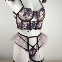 Conjunto sexy de lencería sexy de tres piezas con bordado de malla para mujer - details 5