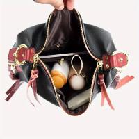 Bolso de Hombro Tipo Cubo con Borlas de Moda 2025 - Cuero Genuino Negro, Correa Ajustable para Hombro y Cruzado con Cierre de Cremallera, Detalle de Borlas Elegante, Perfecto para Uso Casual y Diario, Bolso de Hombro Informal |   Bolso de Moda con Borlas - details 6