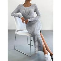 Estilo europeo y americano 2025 nuevo vestido largo de punto de cuello redondo de manga larga mujer - details 3