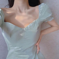 Mini vestidos de corte A con manga corta abullonada y cuello cuadrado - details 4