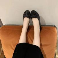 Zapatos planos de bailarina para mujer, mocasines cómodos antideslizantes para mujer, zapatos planos de cuero con lazo elegante, zapatos individuales para mujer, zapatos para madre - details 2