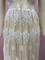 2025 nuevo vestido de novia de encaje sin mangas sexy y con cuello en V - details 17