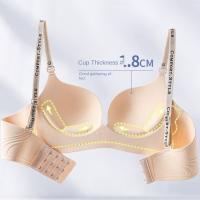 Sujetador suave con letras en V profundo para mujer, sujetador ajustado a prueba de golpes, pechos recogidos, ropa interior push-up sin rastro para niñas - details 11