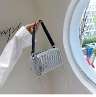 Bolso bandolera con cadena cuadrada para mujer, bolso de mujer con perlas de moda - details 0