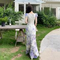 Pausa para el café Vestido floral de verano con suave viento francés, hombro de una palabra con cuello en V Un vestido de péndulo JY25242 - details 9