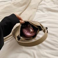 Bolso premium 2025 nuevo bolso de mujer bolso de hombro versátil bolso de moda - details 4