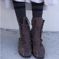 Nuevas botas cortas retro de hombre de Corea del Sur, botas de otoño e invierno de 2025 para mujer, botas occidentales con cordones, botas cortas a juego de color de suela gruesa de nicho - details 6