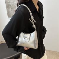 Bolso Cruzado Elegante y Minimalista Estilo Mariposa en el Hombro Rojo Bolso de Moda para Mujeres - details 4