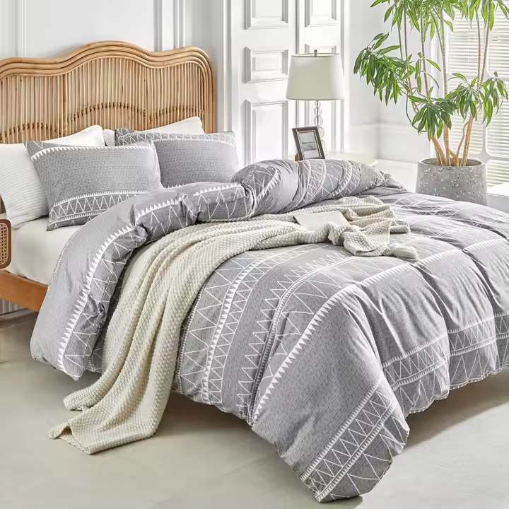 Tokokimo Ropa de cama de 240 x 220 cm, 3 piezas, de microfibra, no necesita planchado y no se arruga, funda nórdica con cremallera + funda de almohada de 65 x 65 cm, color gris claro - 1