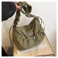 Bolso de hombro plisado de nailon a la moda, bolso cruzado con cordón de estilo coreano de Color sólido, bolso de mano ligero de gran capacidad para niñas - details 19