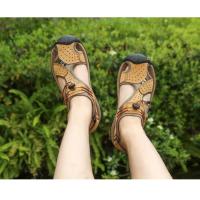 Sandalias cómodas de verano para hombre, zapatos informales de playa y exterior, antideslizantes, de tacón plano, de cuero - details 12