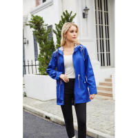 Camiseta impermeable con capucha a rayas de manga larga para mujer, longitud media - details 51