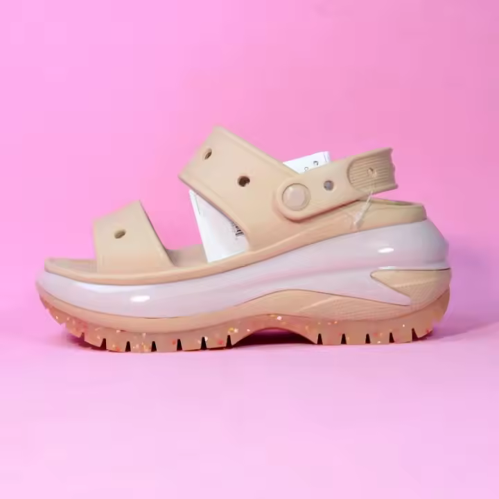Cross, Clog Classic Mega Crush, zapatos de mujer de suela gruesa, antideslizantes y resistentes al desgaste, sandalias de playa transpirables - 1