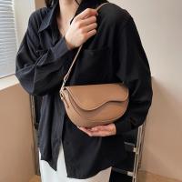 Bolso de hombro informal de cuero para mujer, bandolera con solapa, bolso de sillín, bolso Retro con 2 correas - details 3
