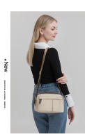 Bolso cruzado para mujeres, bolso de hombro versátil y personalizado, bolso de viaje de color sólido, bolso de almohada simple - details 4