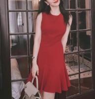 Luz de compromiso de lujo, vestido tostado de regreso a casa de nicho, novia 2025 nuevo vestido rojo de alta gama - details 0