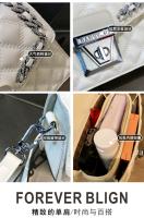 Bolso de mujer de la marca Hong Kong2025Nueva Bolsa Cuadrada Pequeña Acolchada de Alta Gama, Bolso de Hombro Cruzado Blanco - details 1