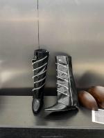 Señal de entrega 2024, nuevos zapatos de tacón inclinado a la moda con cremallera para mujer, botas de moto con parte inferior gruesa - details 3