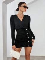 Mujer pequeña V cuello elegante manga larga cintura plisada muestra vestido de falda corta elástica delgada - details 2