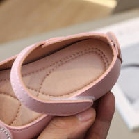 Zapatos de cuero para niñas pequeñas, zapatos planos informales de princesa dulce para niños, fiesta de boda, diamantes de imitación, mariposa, cristal, corazón, moda, nuevo suave - details 18