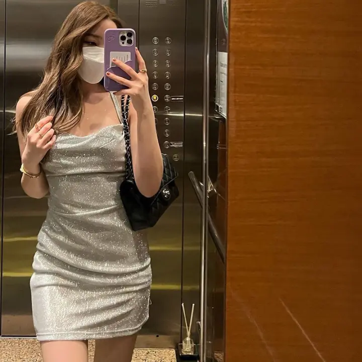 Falda Corta con Abrigo de Cadera Vestido sin Espalda con Tirantes Finos en la Cintura - 1