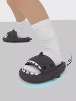 Zapatillas De Baño De Verano Para Mujer Y Niños Dibujos De Tiburón Cartoon Pantuflas De Interior Cómodas Y Moda Plataforma Medio Tacones Suaves EVA Para Parejas - details 8