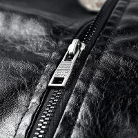 Abrigo de lana para hombre para mantener el calor, Tops con cuello extraíble a la moda, chaqueta de cuero con solapa sólida gruesa y holgada para exteriores, invierno - details 9